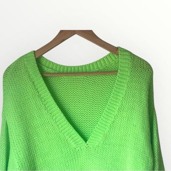 Neon Green V-Neck Sweater – Victoria’s Secret PINK Med - Picture 10 of 11
